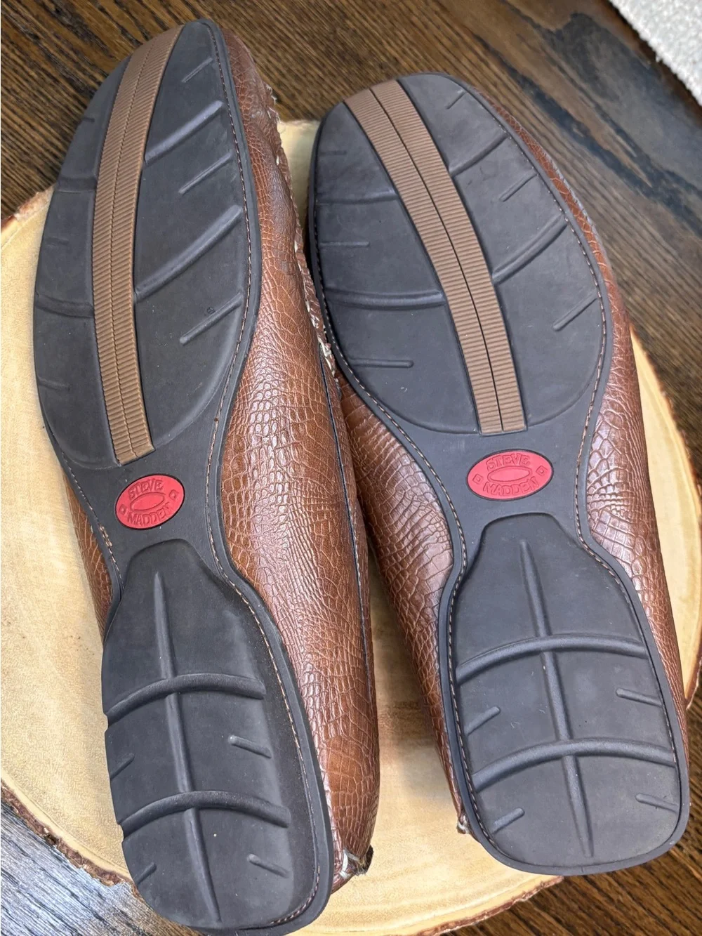 Steve Madden Men's Brown Textured Leather Slip-On Loafers